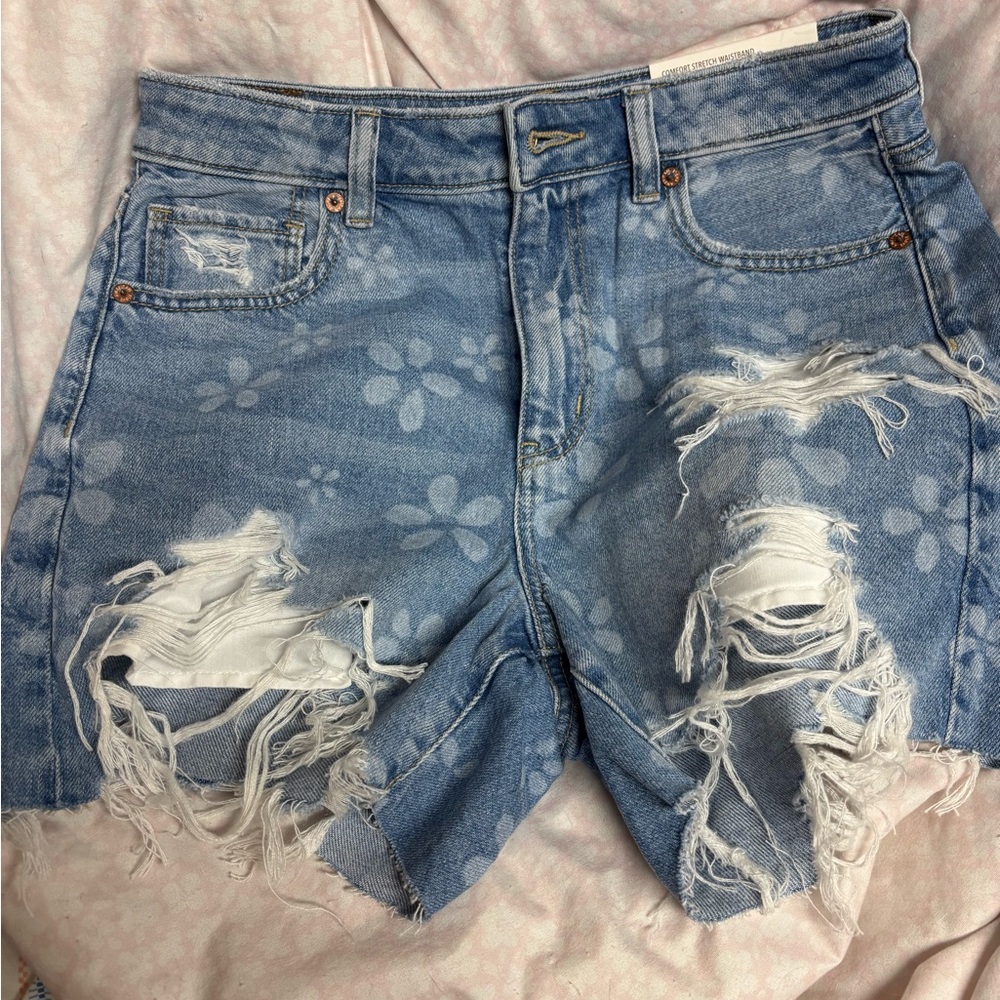 American Eagle Light Blue Denim Jeans